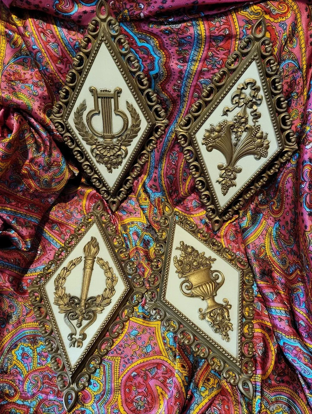 Midcentury Vintage Hollywood Regency Homco 4 Pc Wall Decor Set